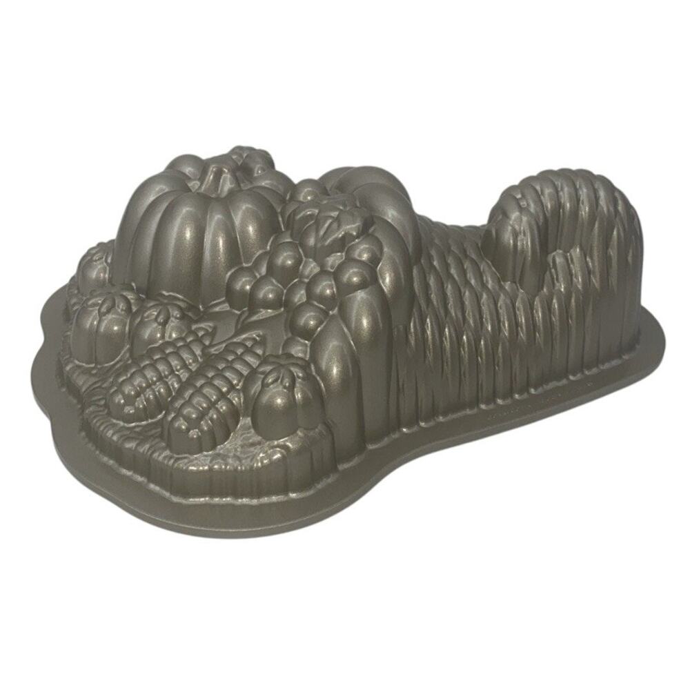 Nordic Ware Cornucopia Cake Mold 10 C Cast Aluminum Baking Pan Thanksgiving Fall